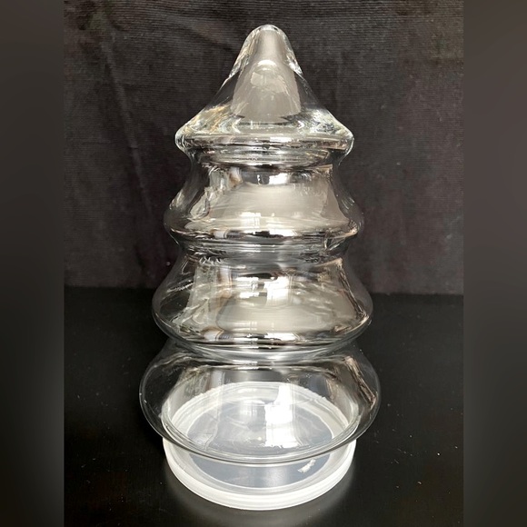 Glass Christmas Tree Candy Jar w/Plastic Lid 6.25” Tall - Picture 1 of 4
